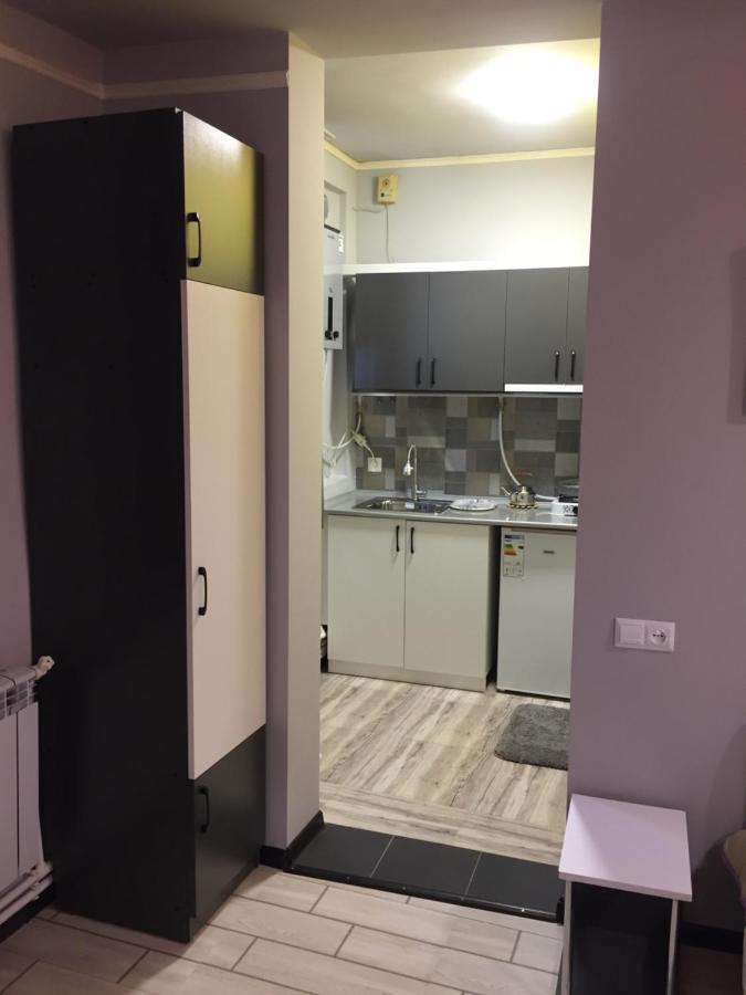 Hotel Мини Дом Целиком Около Мед Центра Астхик à Erévan Extérieur photo