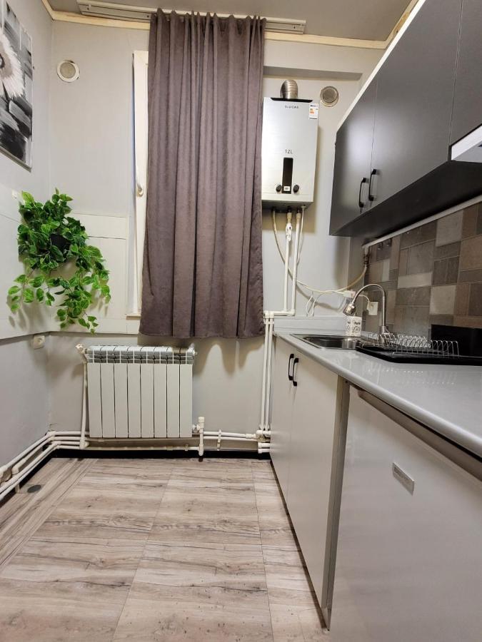 Hotel Мини Дом Целиком Около Мед Центра Астхик à Erévan Extérieur photo