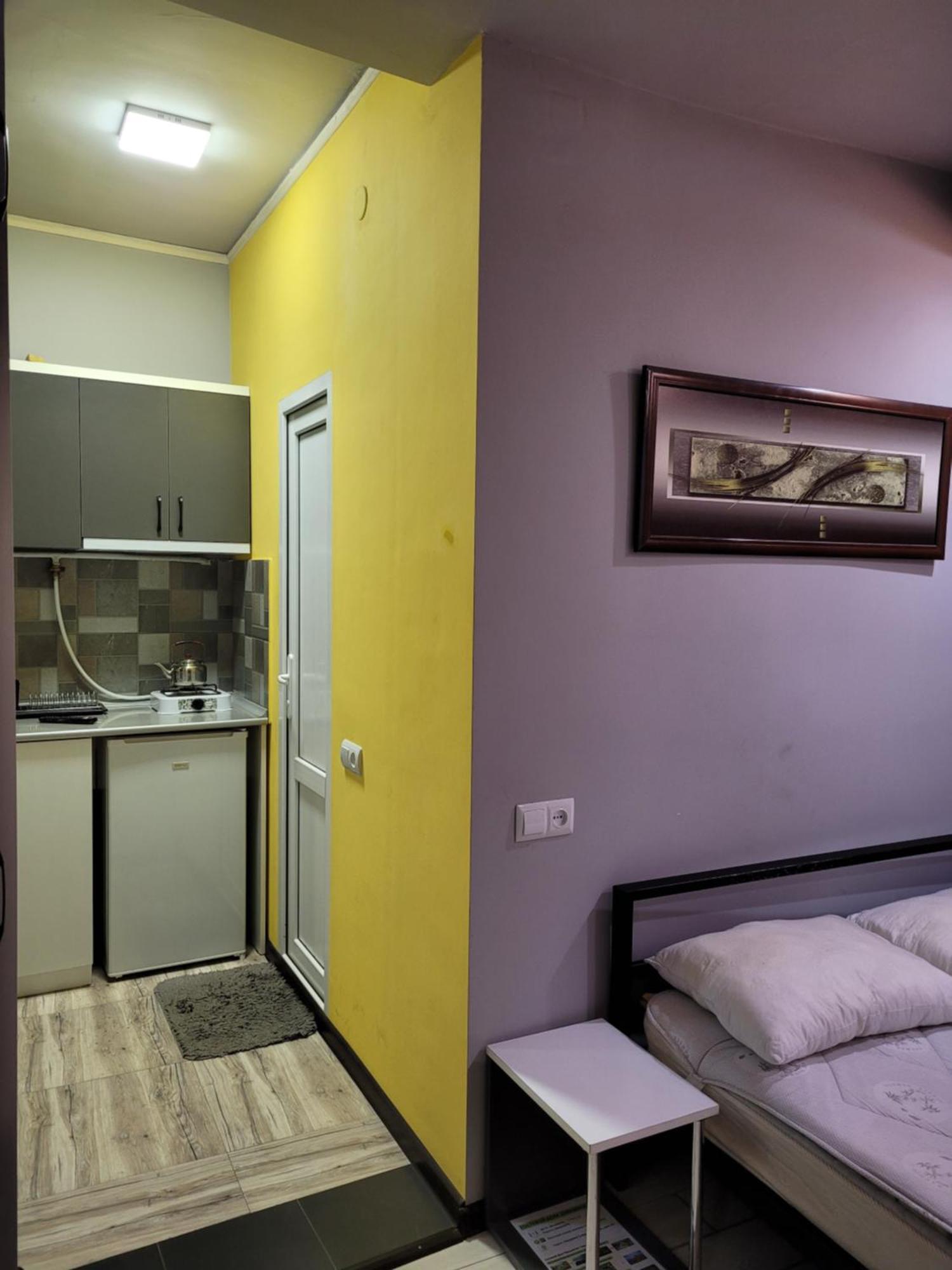 Hotel Мини Дом Целиком Около Мед Центра Астхик à Erévan Extérieur photo