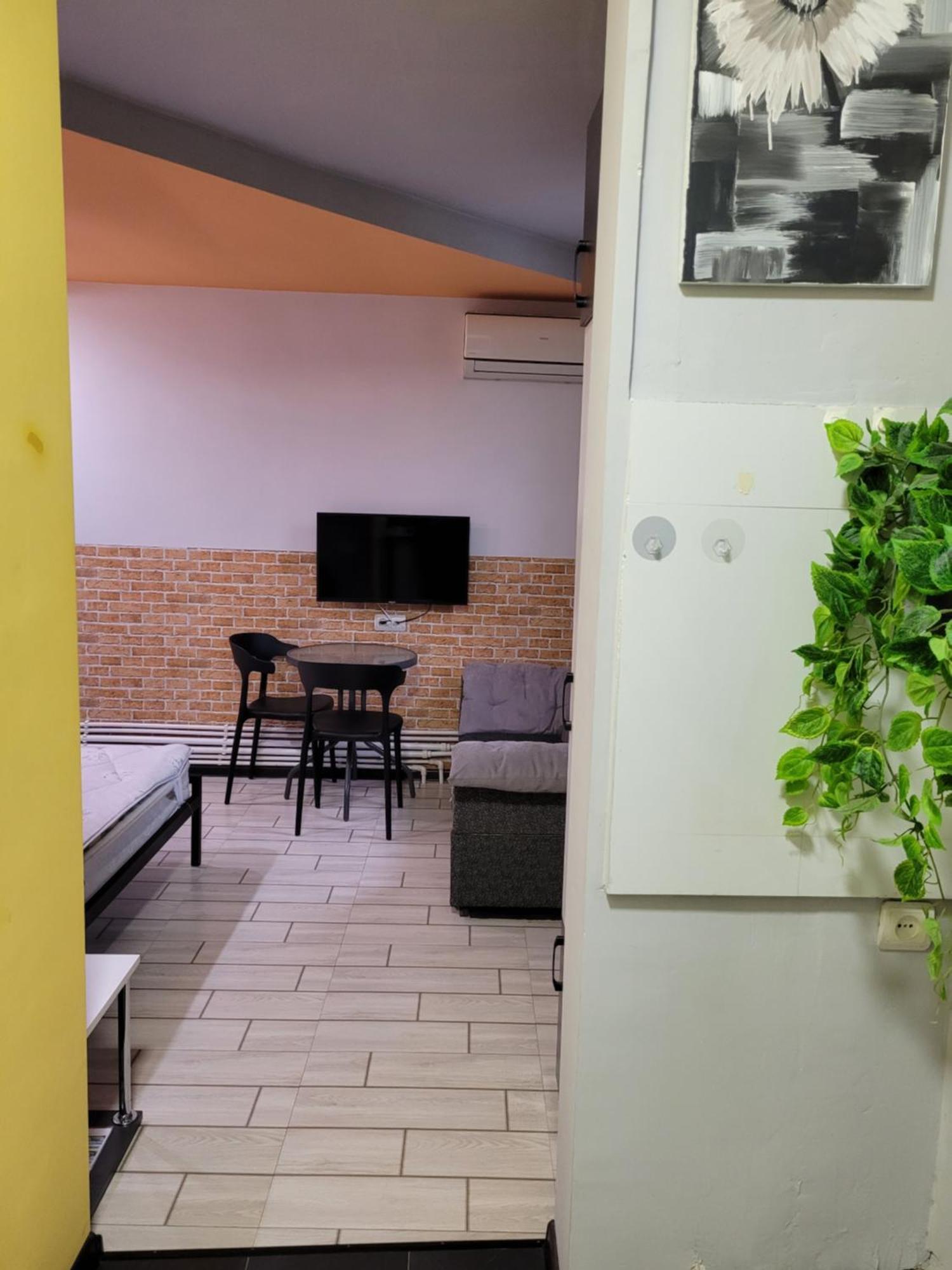 Hotel Мини Дом Целиком Около Мед Центра Астхик à Erévan Extérieur photo